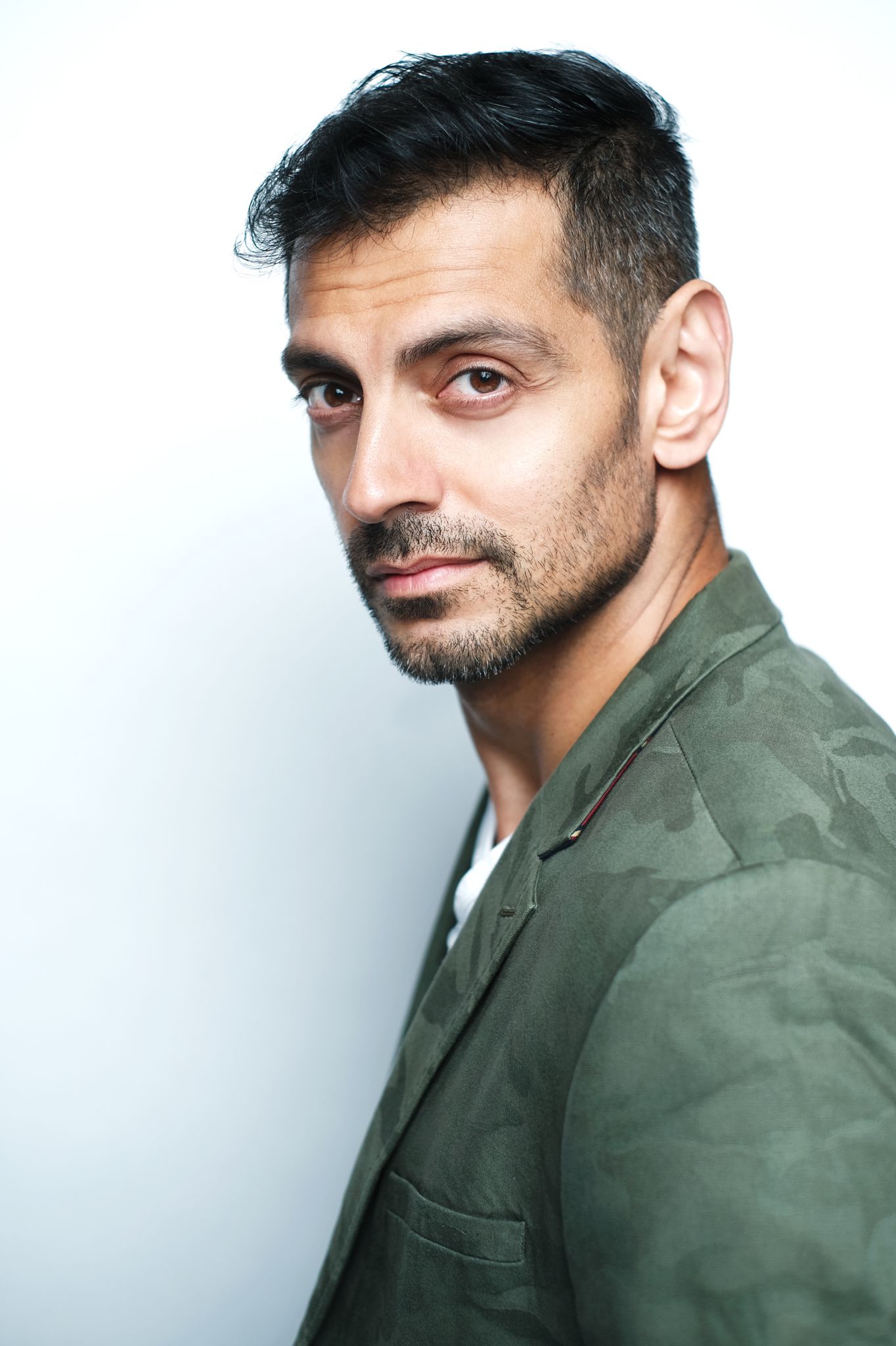 Jag Mangat portrait